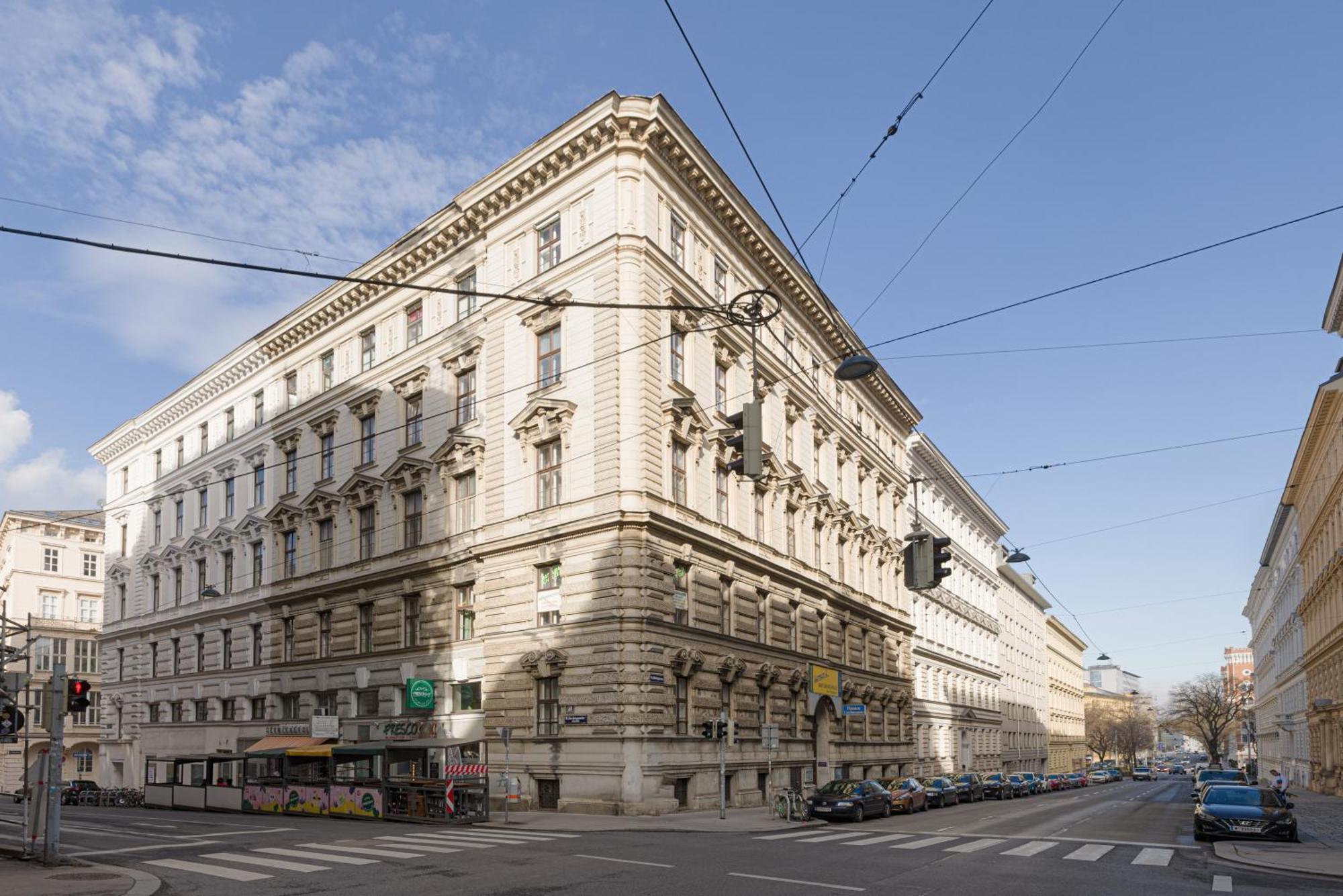 Pension Votiv Wien Ngoại thất bức ảnh